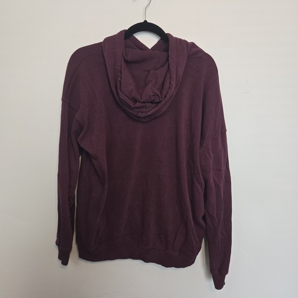 American Eagle Jegging Fit Burgundy Hoodie Sweater - Picture 2 of 6